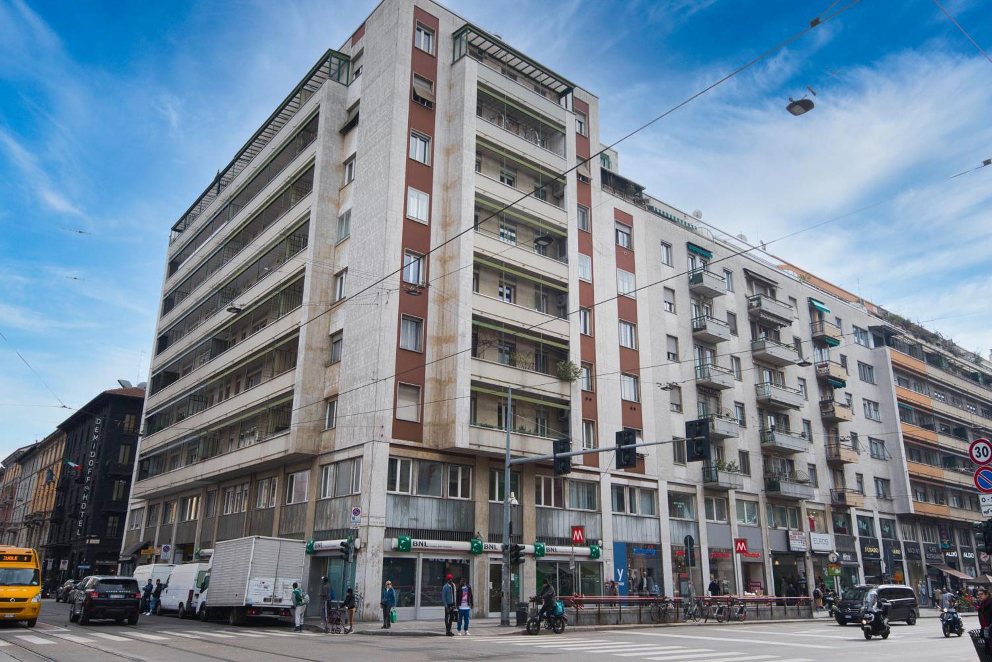 Casa Degli Specchi, Di Lusso In Galleria Buenos Aires Apartamento Milão